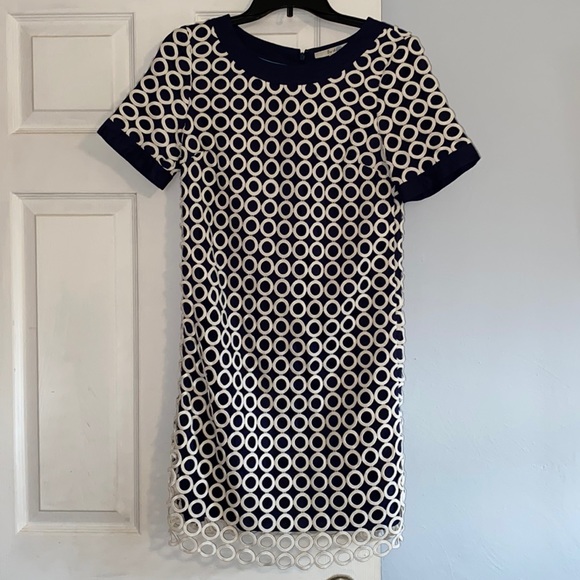 Boden Navy Blue White Eyelet Overlay Short Sleeve Cotton Shift Dress - Picture 3 of 14